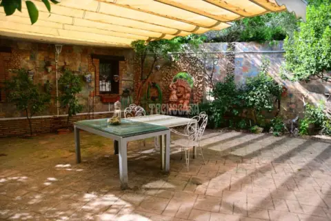 Casa pareada en Zona calle Santa Lucía-calle las Margaritas
