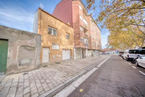 Casa unifamiliar en Las Flores-San Isidro-Pajarillos