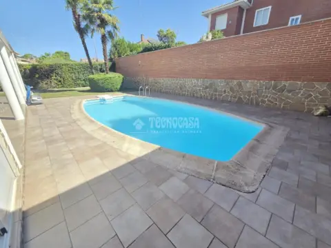 Casa pareada en Hispanoamérica-Las Comunidades