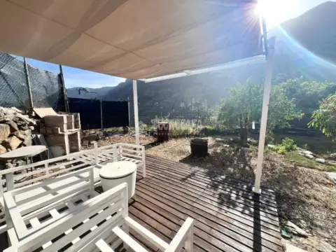 Casa rústica en Zona Interior