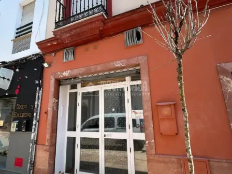 Local comercial en calle de José Pérez Barroso