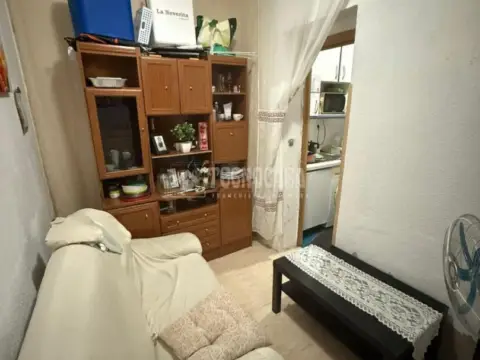 Piso en Cuatro Caminos