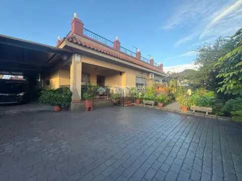 Casa unifamiliar en calle Vicente Alexandre