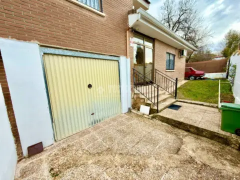 Casa pareada en Valdeaveruelo