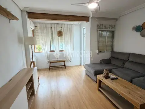 Piso en calle Antioquía