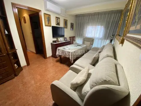 Piso en Campo de la Verdad-Miraflores-Sector Sur