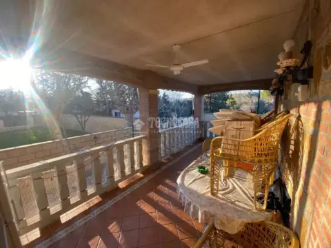 Casa unifamiliar en Escalona