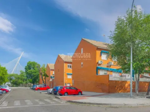 Casa adosada en Azucaica