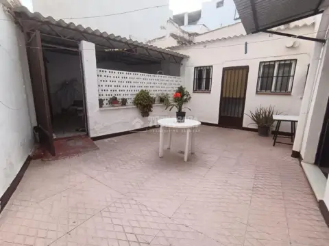 Casa adosada en Casco Histórico