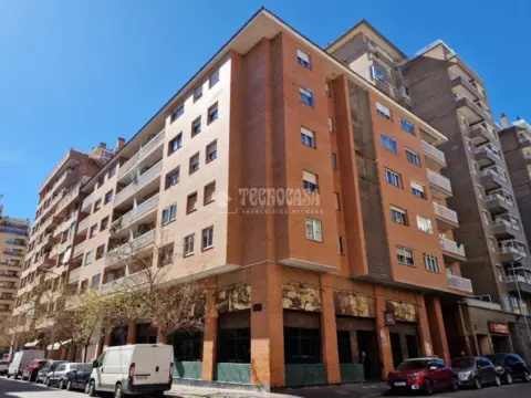 Piso en Santo Domingo y San Martín
