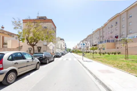 Casa adosada en Hispanidad-Vivar Téllez-Nuevas Urbanizaciones