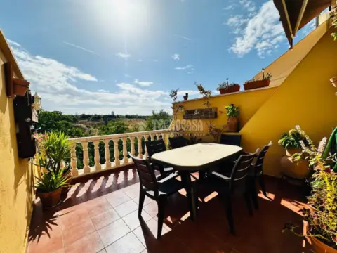 Casa adosada en calle de las Huertas