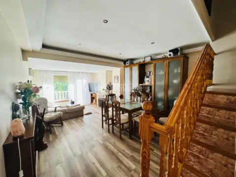 Casa adosada en calle de las Huertas