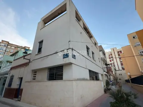 Casa adosada en Huelin-La Princesa-Jardín de la Abadía