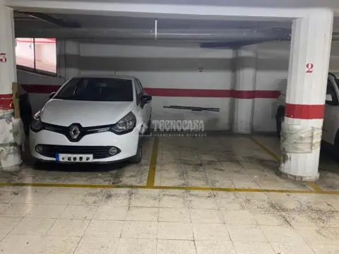 Garaje en Camino de Ronda