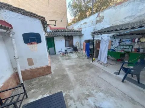 Casa unifamiliar en Utebo