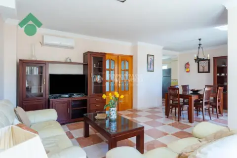 Casa adosada en Almijara