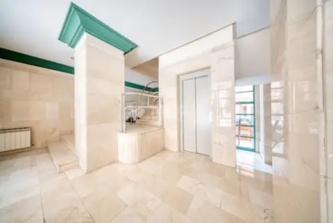 Piso en calle de Amadeo Arias