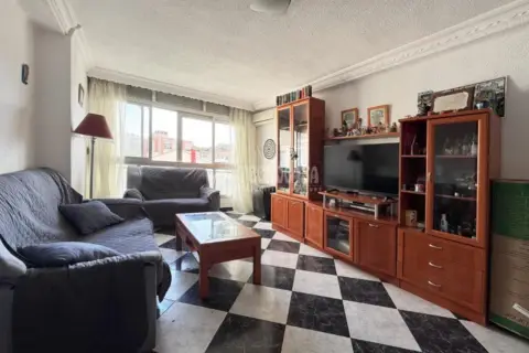 Piso en calle del Periodista Felipe Sánchez