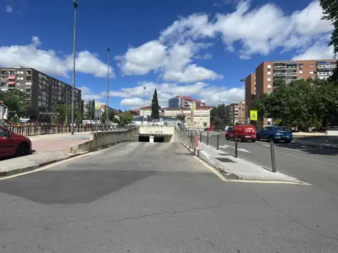 Garaje en Parque Ondarreta-Urtinsa