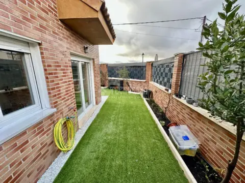 Casa pareada en Pioz