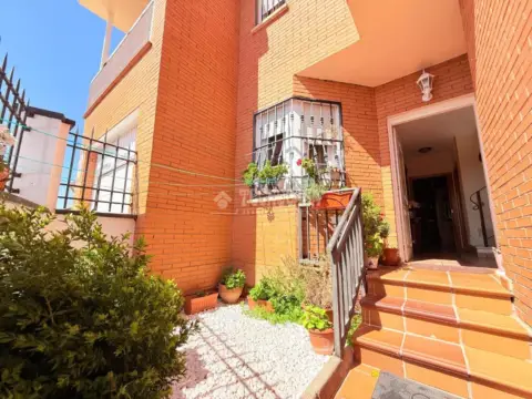 Casa adosada en Centro