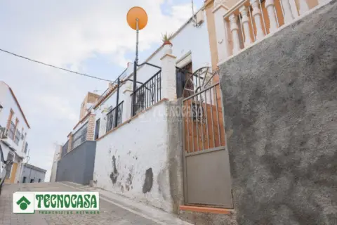Terraced house in Adra