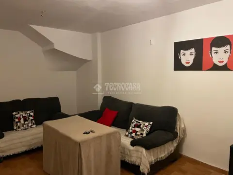 Casa adosada en Iznalloz
