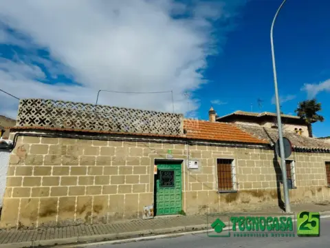 Casa adosada en Las Ventas con Peña Aguilera
