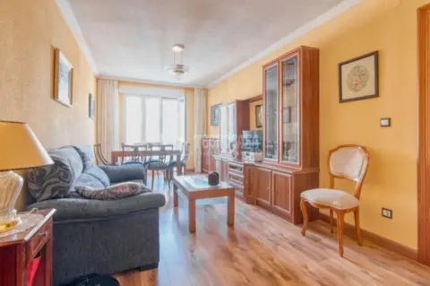 Piso en Delicias-Prosperidad-Rollo-Puente Ladrillo