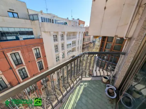 Piso en calle Cuchillería