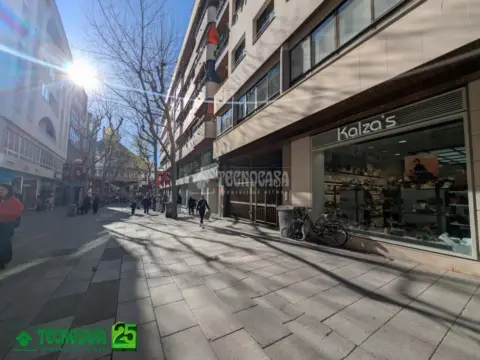 Piso en calle Cuchillería