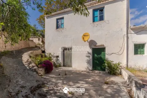 Casa rústica en calle Diseminado