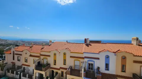 Casa adosada en calle Hierbamora