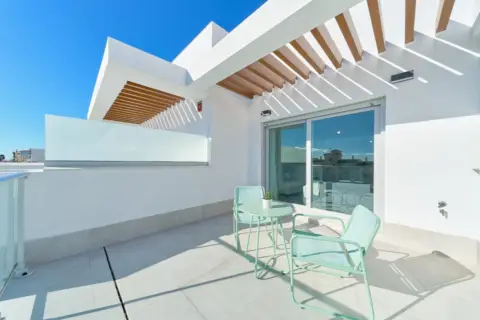 Ático en calle Gorrión