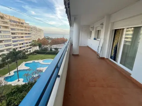 Piso en Avenida José Manuel Vallés