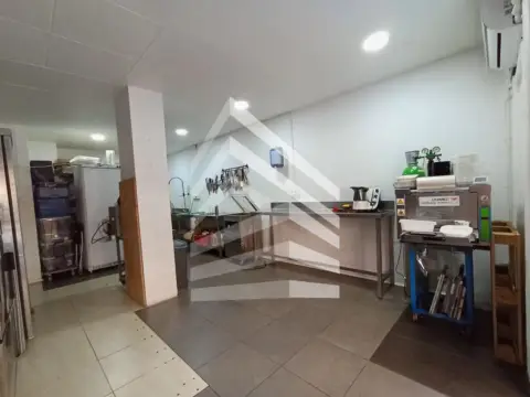 Local comercial en Carrer de Breda