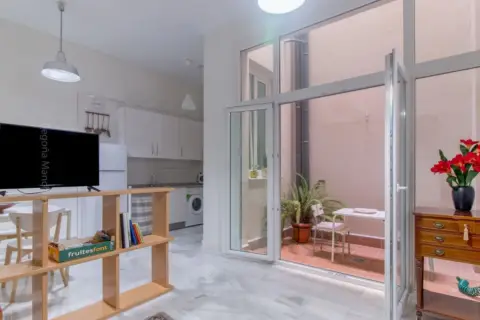 Piso en El Mentidero-Teatro Falla-Alameda