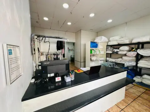 Local comercial en Benalmádena Pueblo