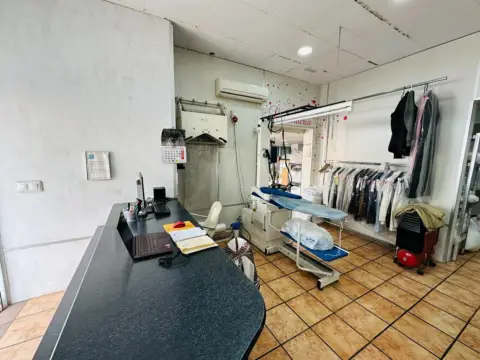 Local comercial en Benalmádena Pueblo