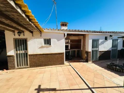 Chalet en Calaburra - Chaparral