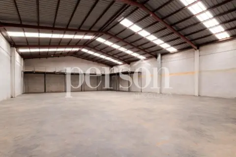 Nave industrial en Manises