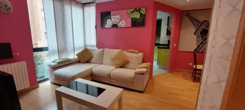 Piso en calle del Naranjo de Bulnes