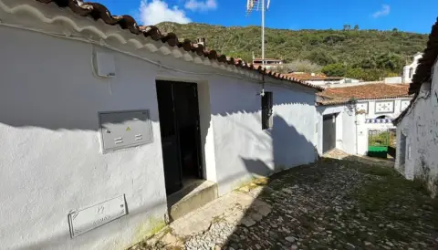 Casa rústica en Linares de la Sierra