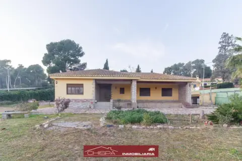Chalet en Naquera