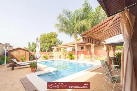 Chalet en Naquera