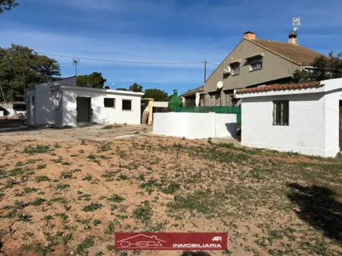 Chalet en El Corralet - Bonanza - Tres Rutas