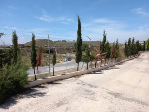 Nave industrial en Carretera N. 340