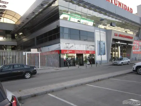 Oficina en calle de Luisa López Fijo, 1