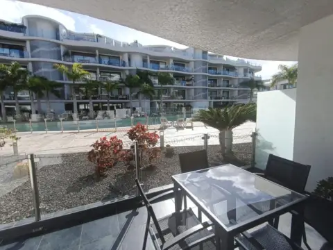 Piso en Avenida Palm-mar